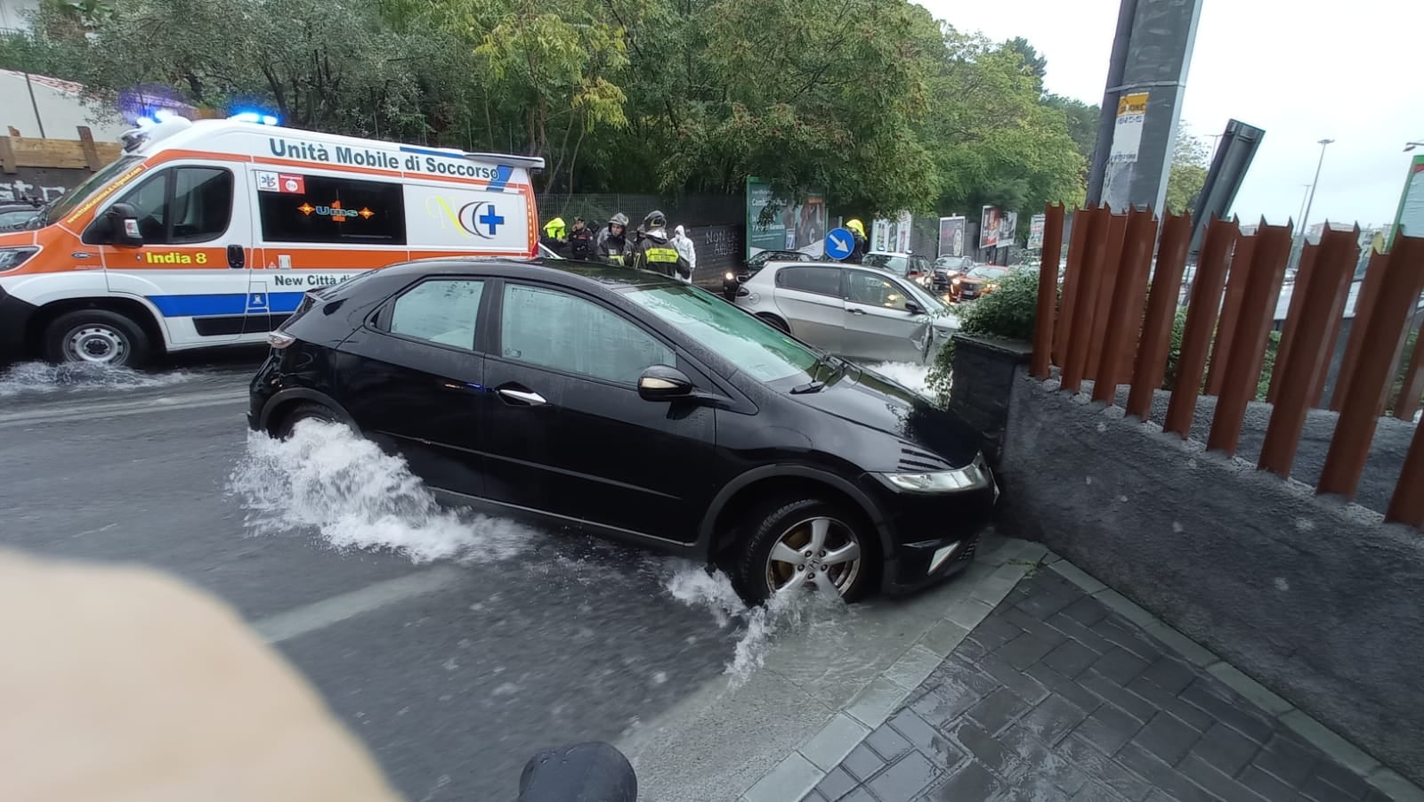 gravina muore per pioggia