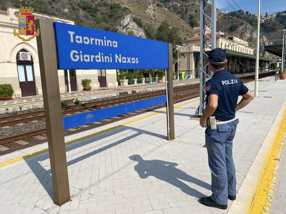 polizia baby gang treno