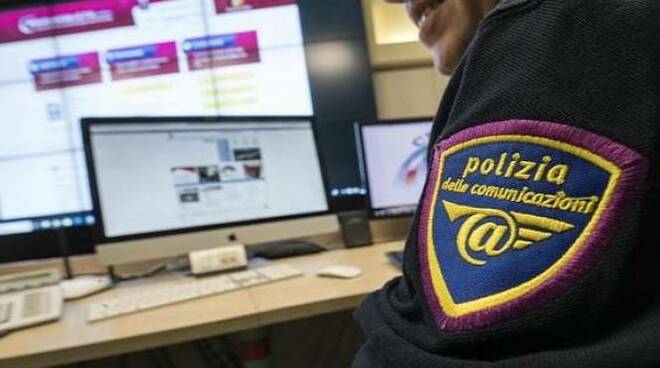 Polizia Postale materiale pedopornografico in famiglia