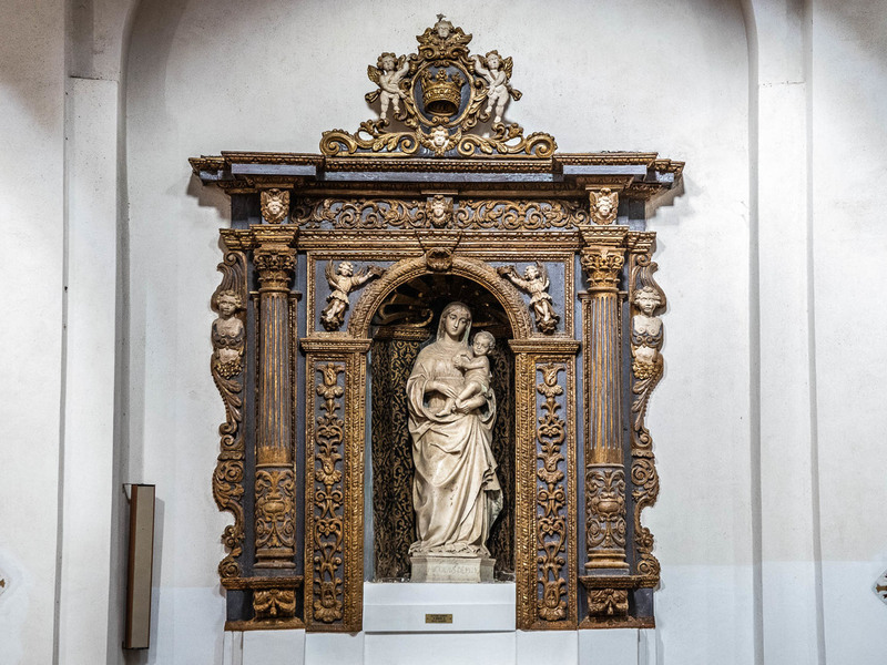 La Madonna delle Neve di Antonello Gagini a San Salvatore di Fitalia, in provincia di Messina 