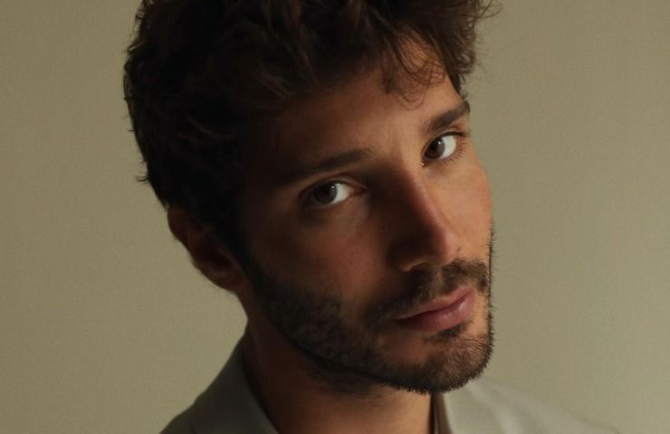 Stefano De Martino in posa