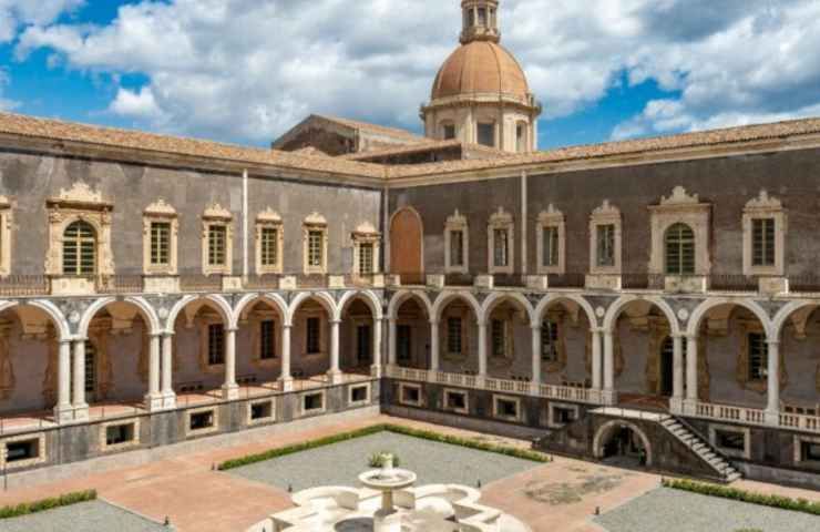 caccia al tesoro Natale 2023 monastero dei Benedettini Catania