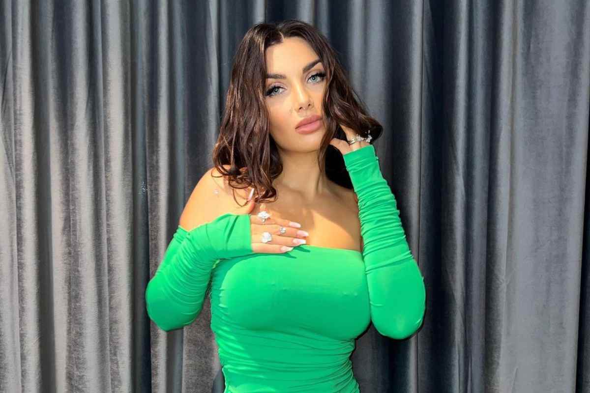 Elettra Lamborghini Annuncio Folle In Diretta Tv Svelata La Sua Vocazione Elettra Lamborghini Annuncio Folle In Diretta Tv Svelata La Sua Vocazione